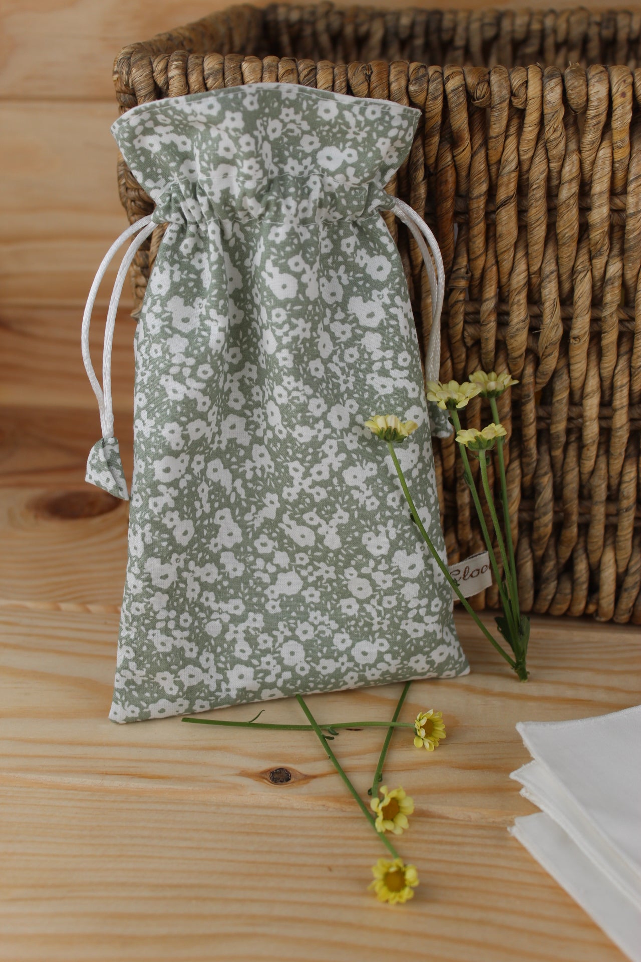 Fabric handkerchief set