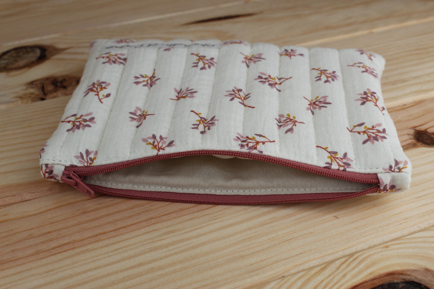 Pochette plate matelassée