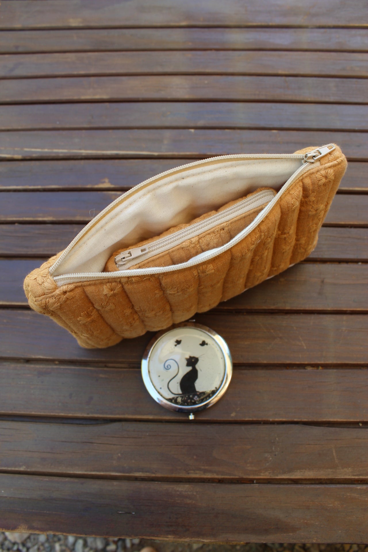 Pochette plate matelassée