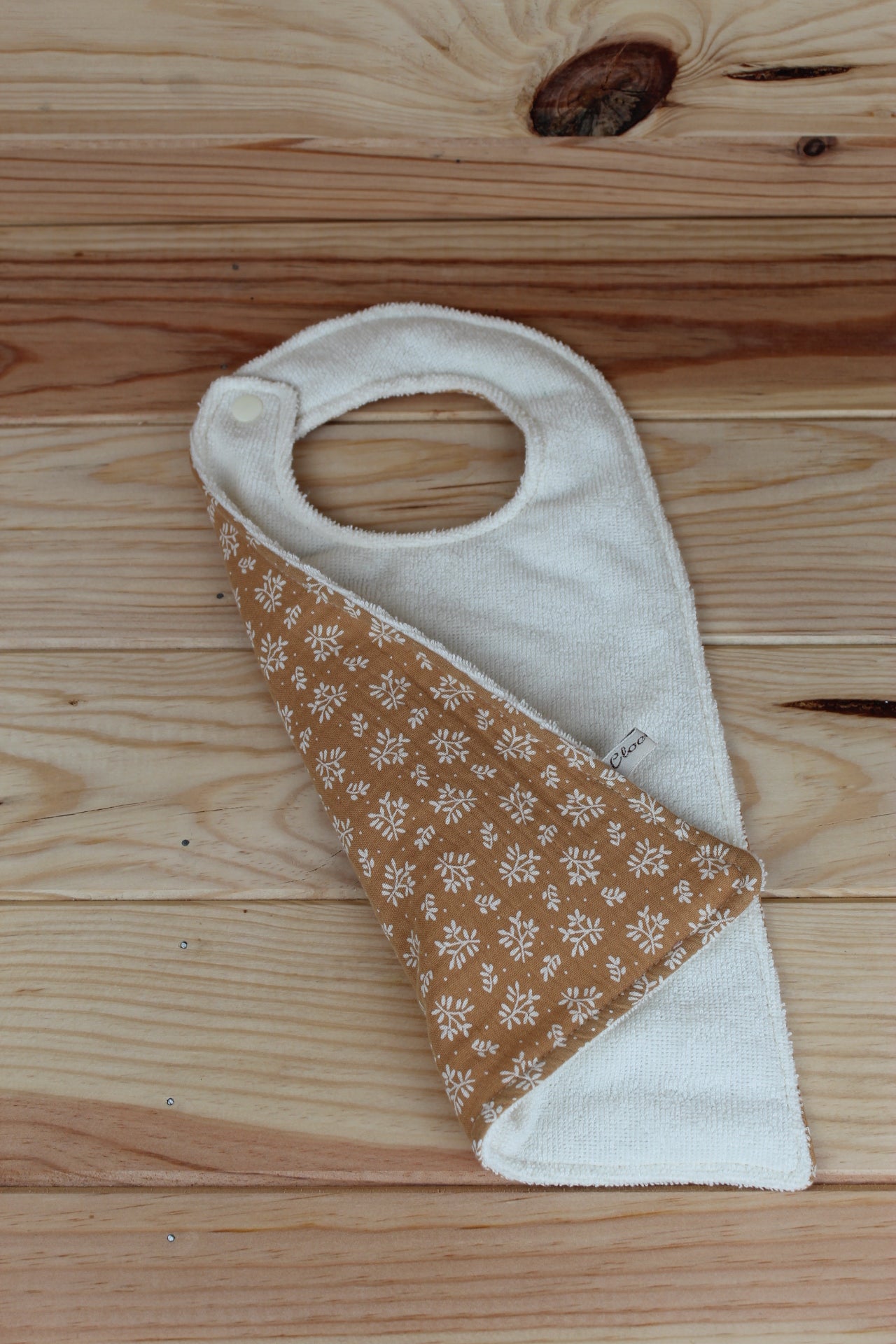 Bavoir taille 2
