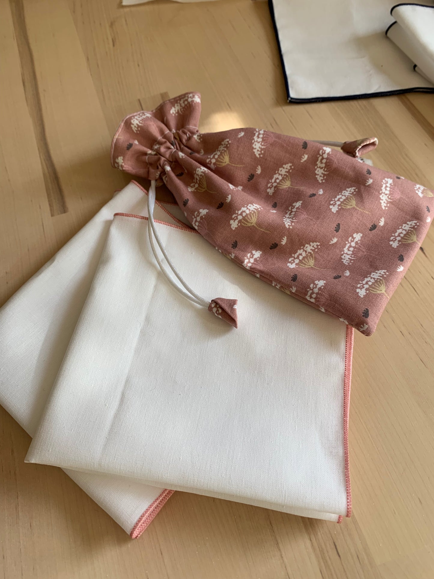 Fabric handkerchief set