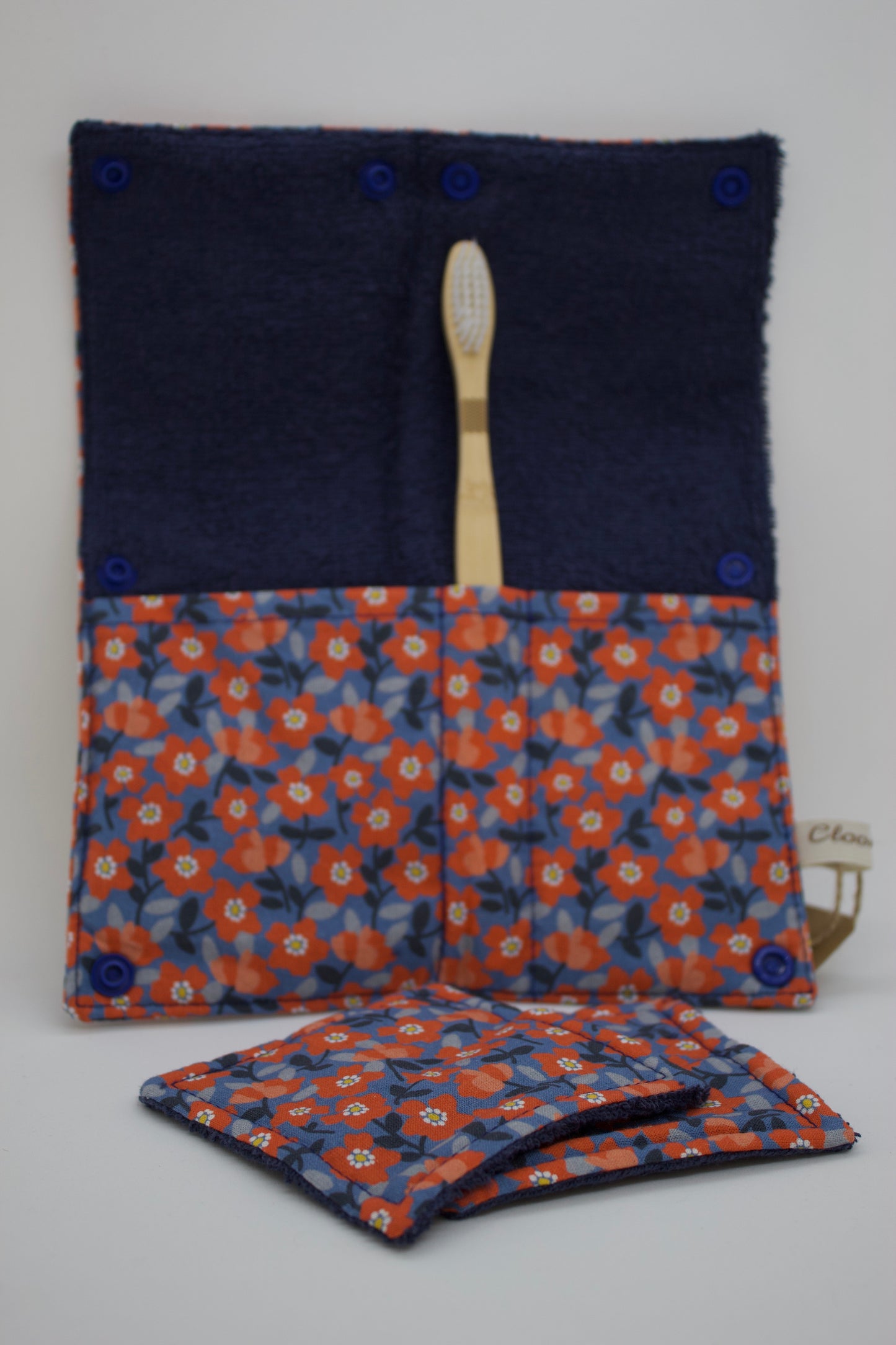 Pochette à brosse à dents