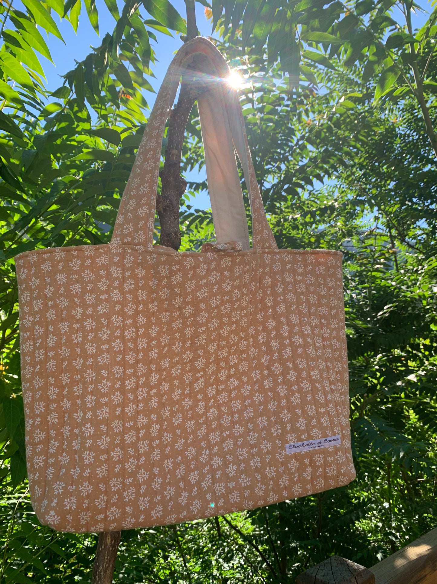 Tote bag